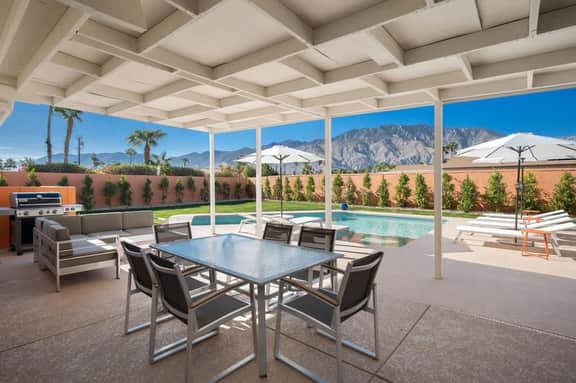 Mid-Century Retreat