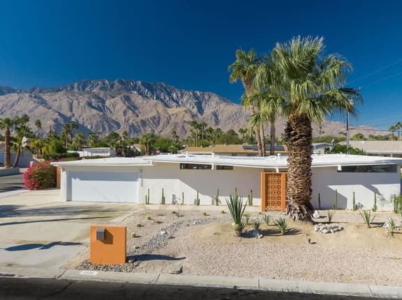 Mid-Century Retreat